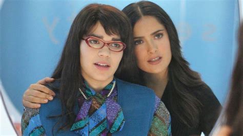 Ugly Betty: Un omaggio al mondo della moda e alle sue insicurezze, interpretato da un cast stellare!